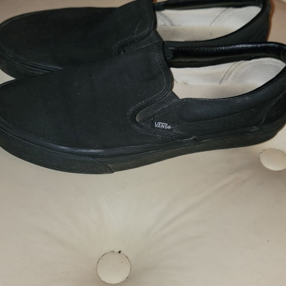 Vans - Picture 2 of 3